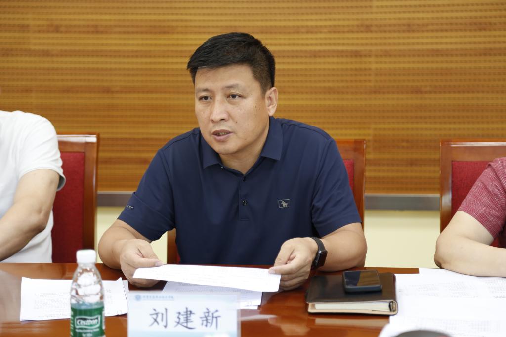 校长丁云鹏一行莅临我校