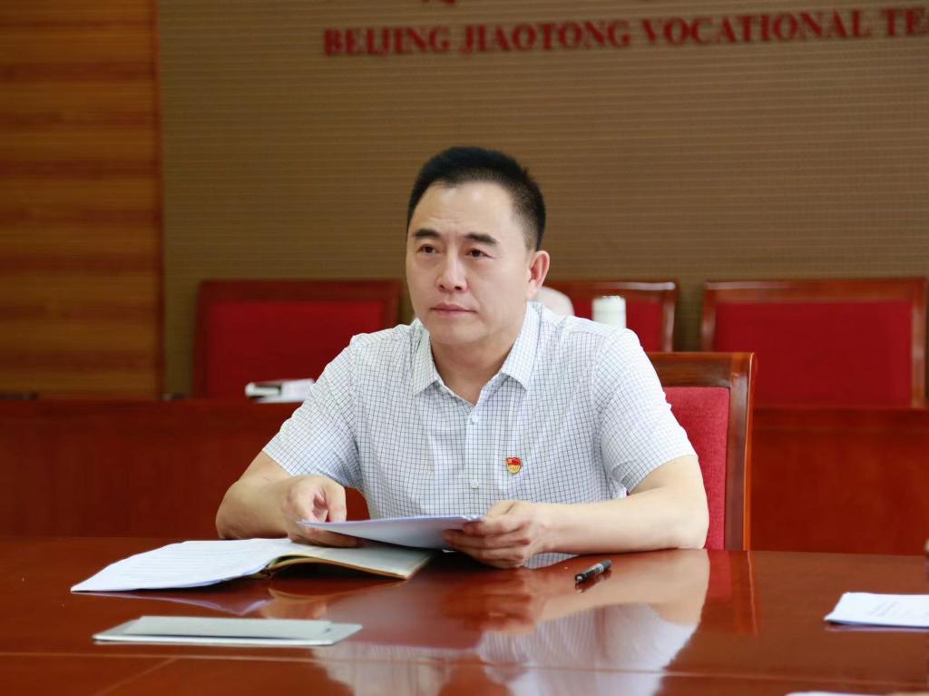 必赢电子游戏娱乐体验最新活动党委书记
