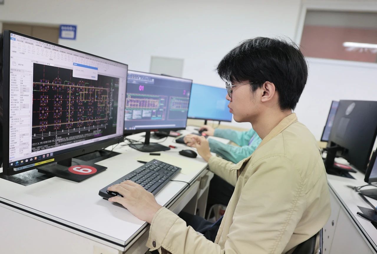 12个二等奖
