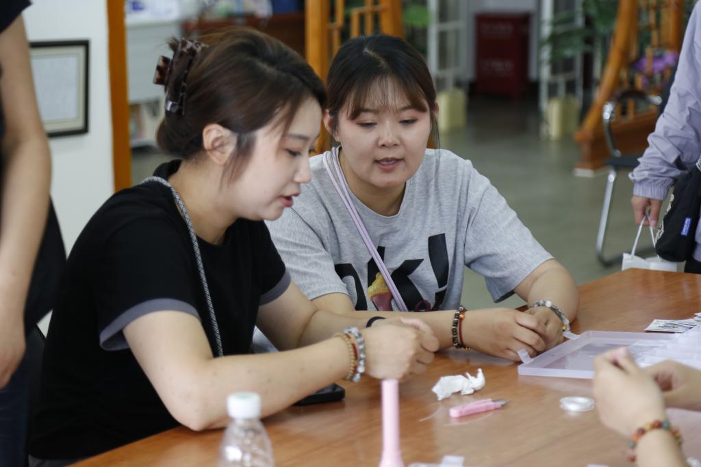 注重实践”的内核与手工匠心理念一脉相