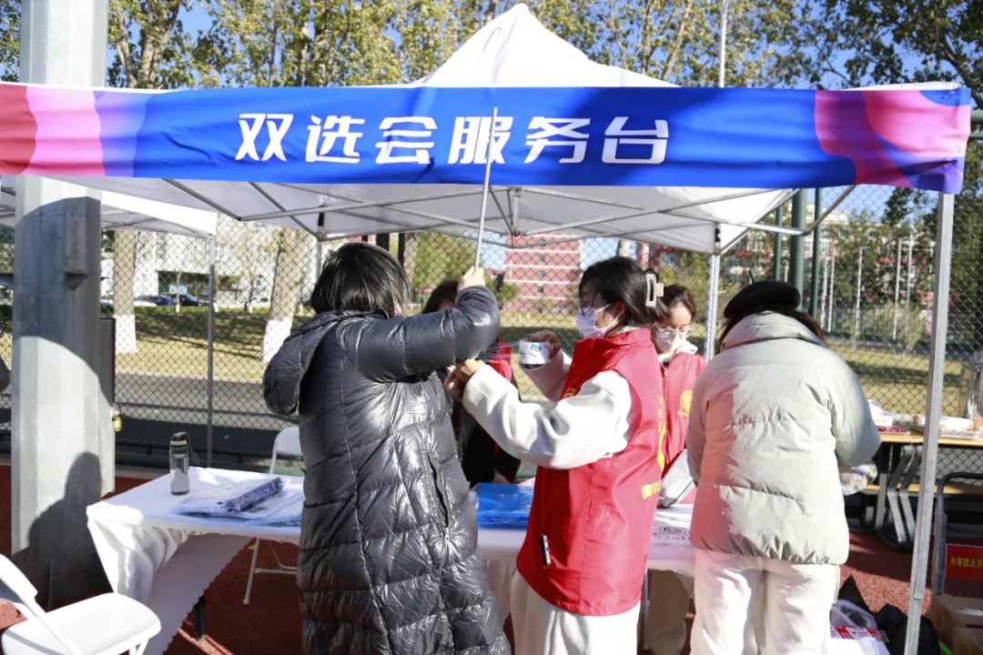 必赢电子游戏娱乐体验优惠活动在体育场