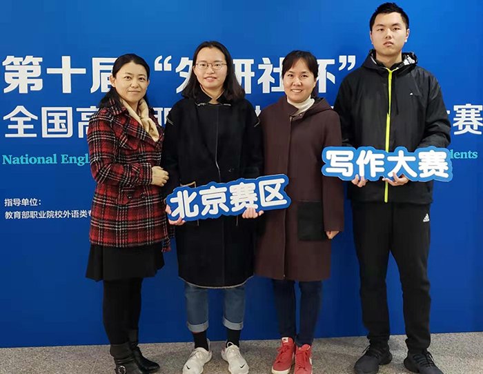 优秀党务工作者和先进党支部的决定..