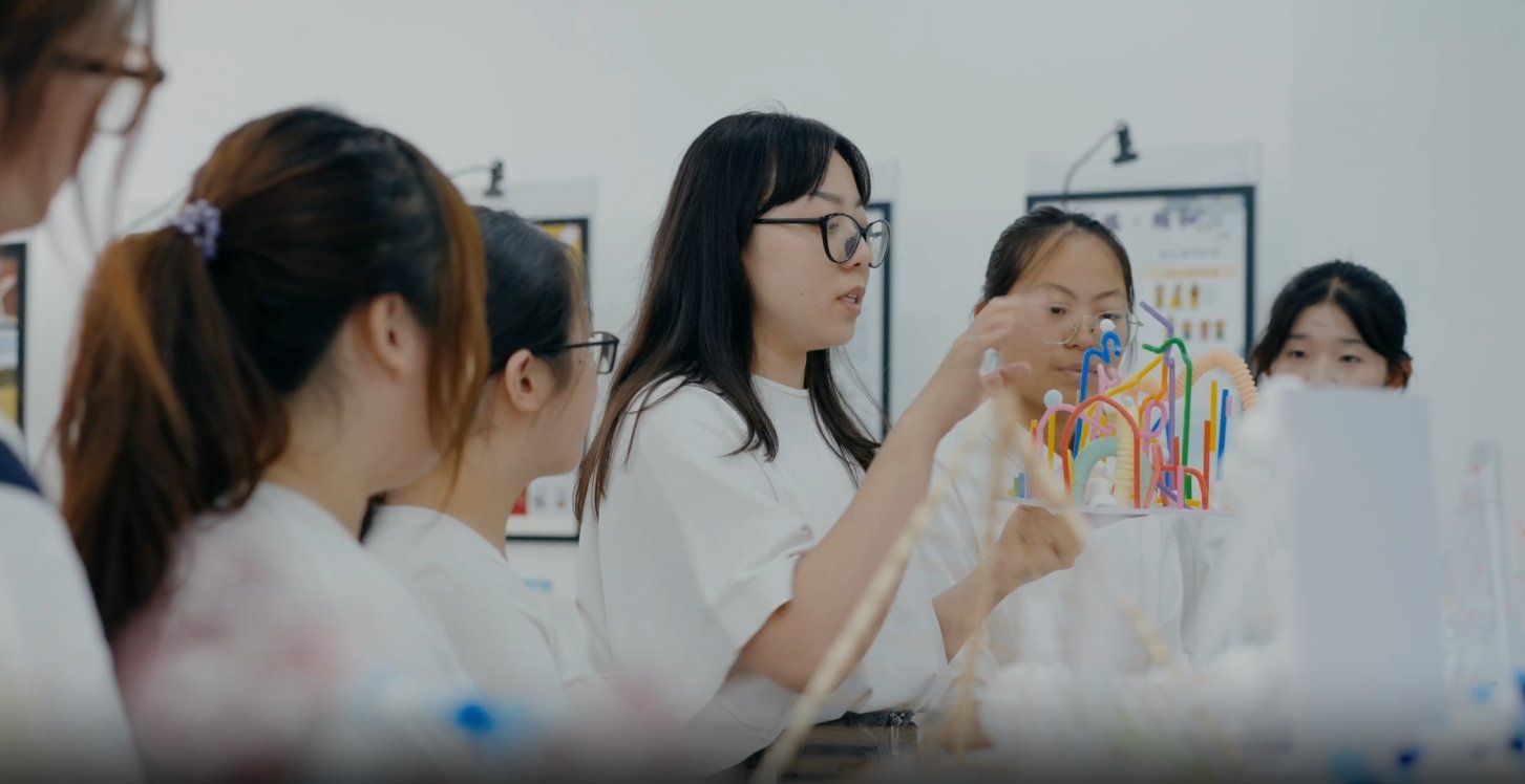 学校党委班子